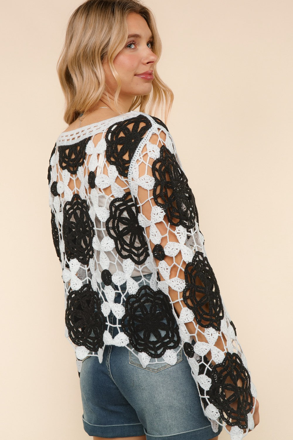 Black Floral Pattern Crochet Lace Sweater